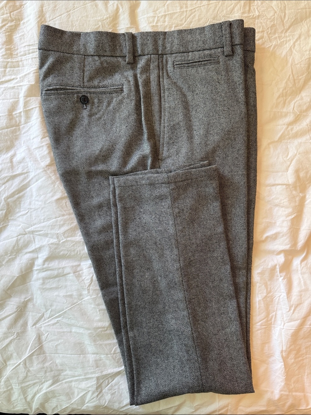 Banana Republic Men’s Gray Herringbone Dress Pants